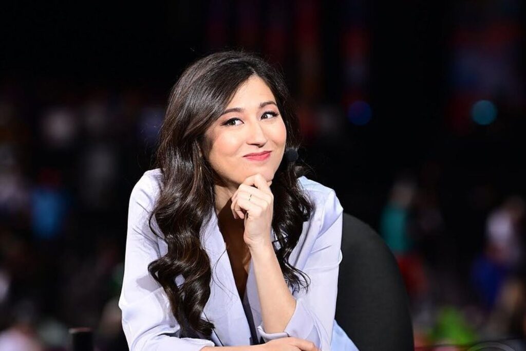 mina kimes net worth