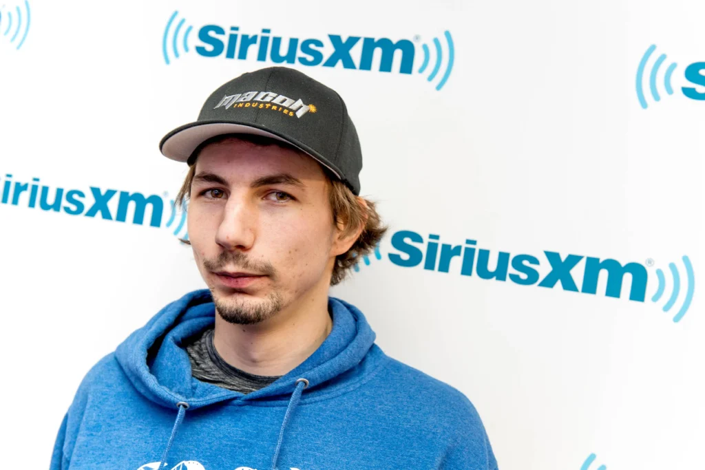 what is parker schnabel's net worth
