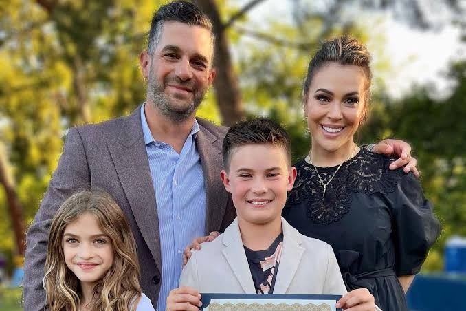 alyssa milano net worth