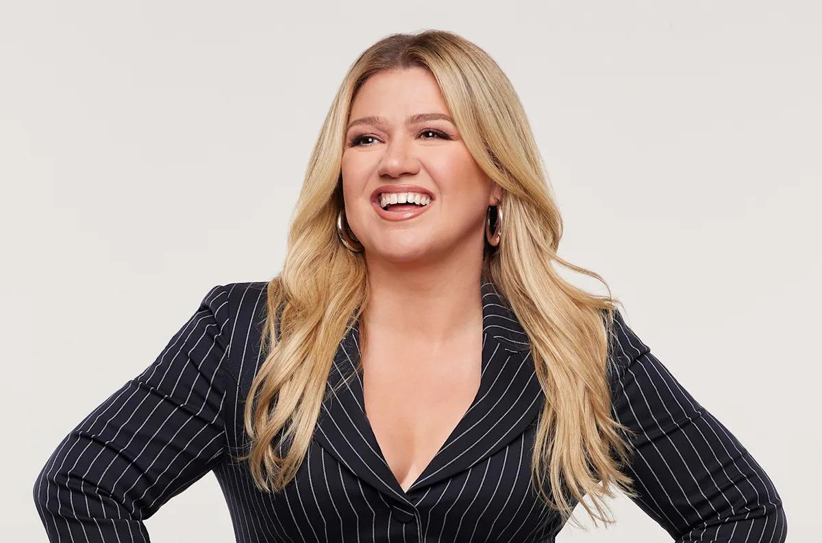 kelly clarkson worth