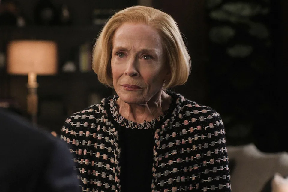 holland taylor net worth