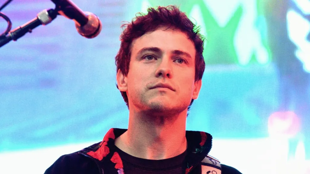 andrew vanwyngarden net worth