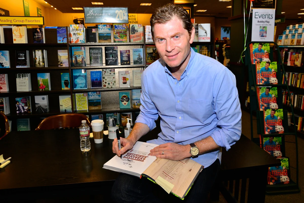 what is bobby flay's net worth